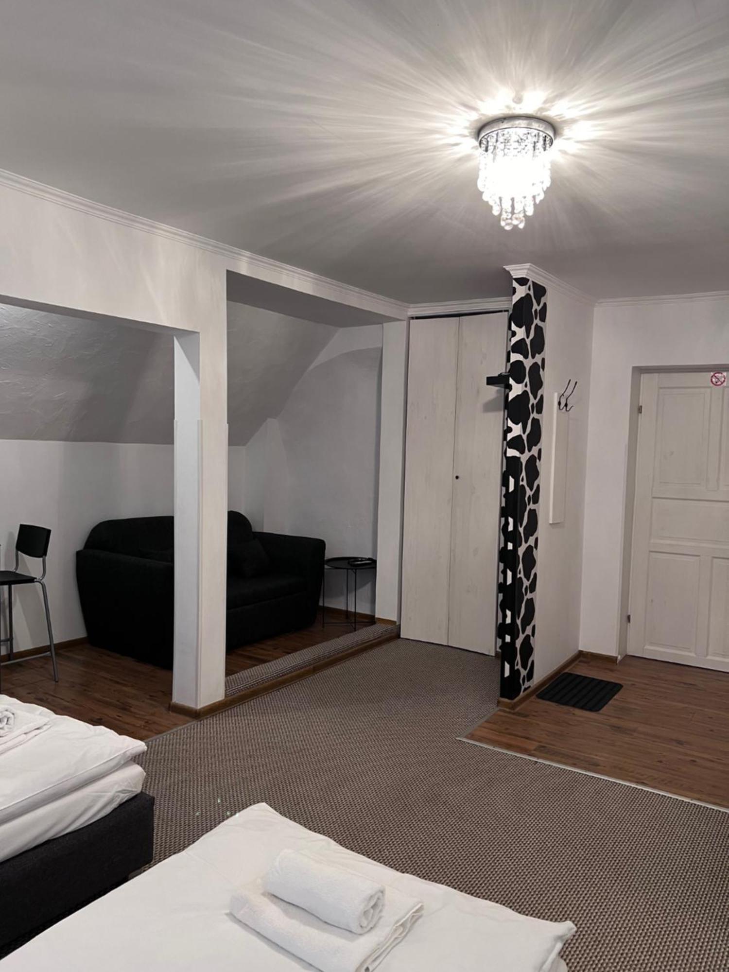 Villa Ana - Noclegi W Centrum Kudowa-Zdrój Exteriör bild